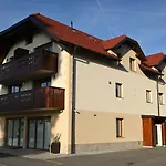 Lägenhet Apartments Naklo Naklo