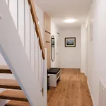 Apartments Naklo