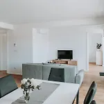 Lägenhet Apartments Naklo