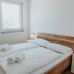 Lägenhet Apartments Naklo