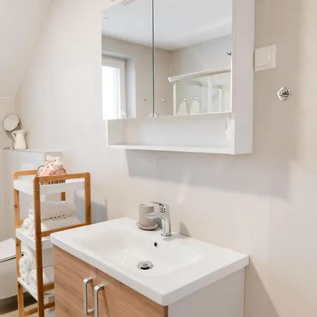 Apartments Naklo Apartma *