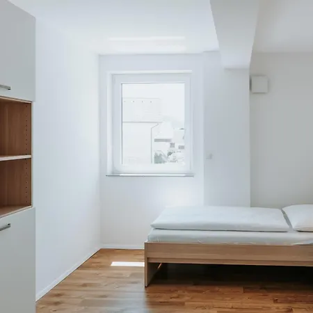 Apartments Naklo *