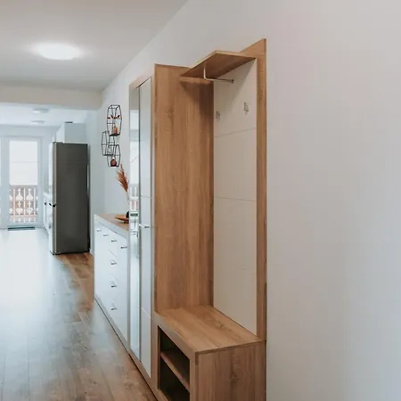 Apartments Naklo * Naklo