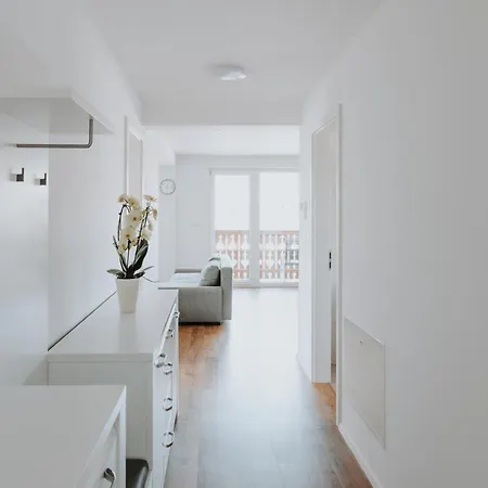 Apartments Naklo *