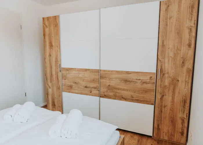 Apartments Naklo Appartamento *