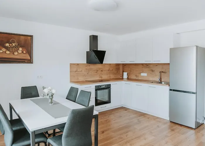 Apartments Naklo Naklo