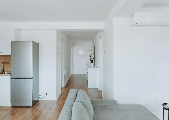 Apartments Naklo * Naklo